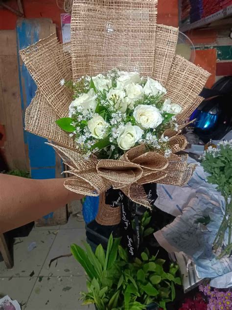 Flower Delivery to Las Pinas .